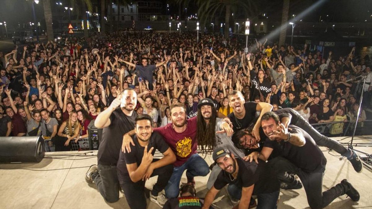 Auxili, Pupil·les, JoKB y Júlia Colom se suman al cartel de la Acampada Jove 2019