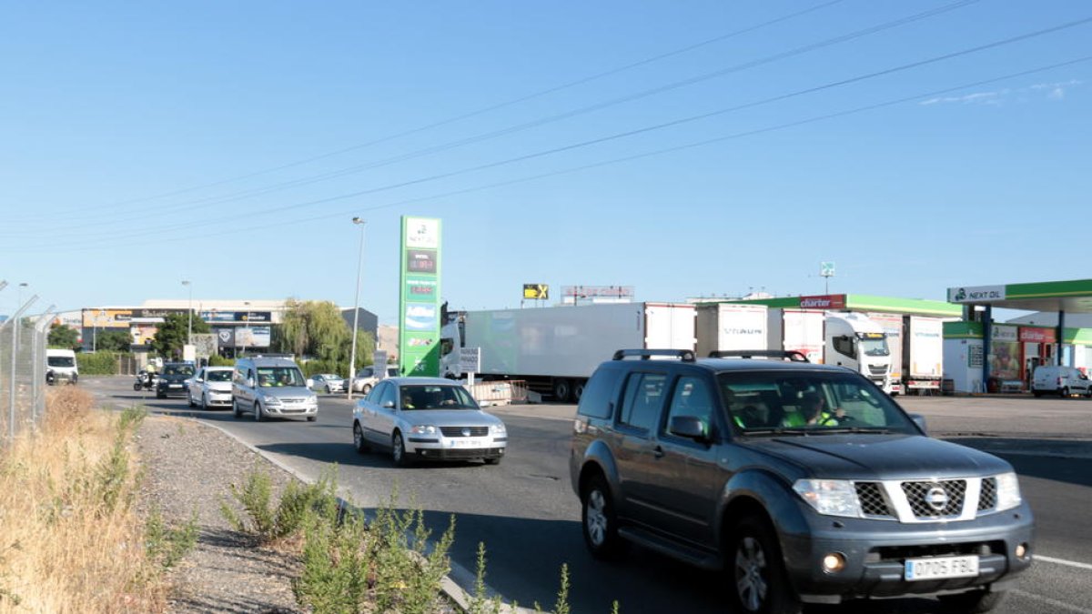 Asaja, Agricultura, protesta, incendio, marcha lenta, Pere Roqué, ayudas, campesinos, ayudas, Ribera de Ebro
