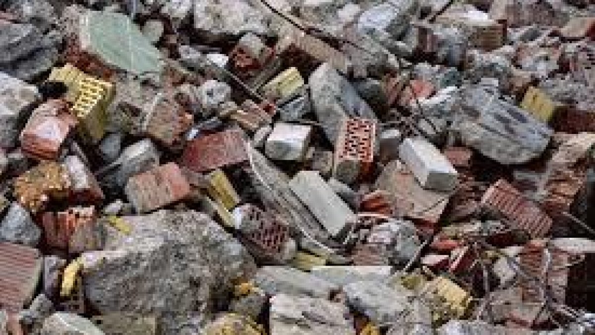 vertido incontrolado, basura,