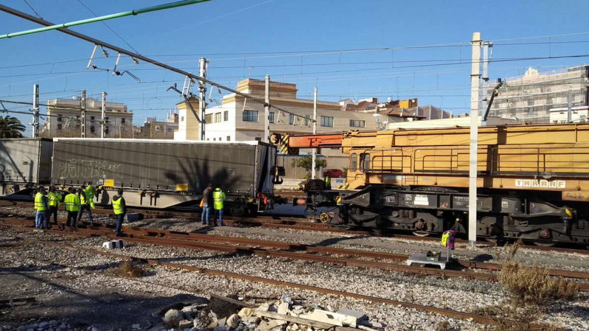 Descarrila un tren de mercaderies a l'estació de Tarragona