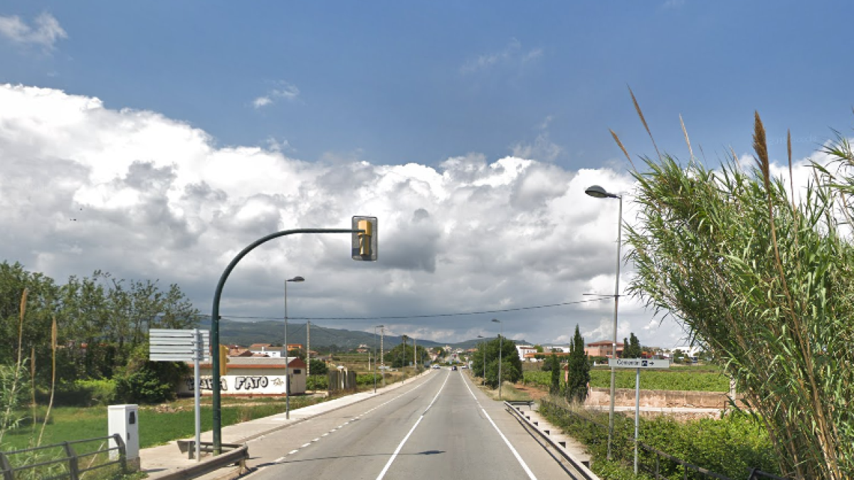 S'estampa contra una Olivera en sortir de la via a Llorenç