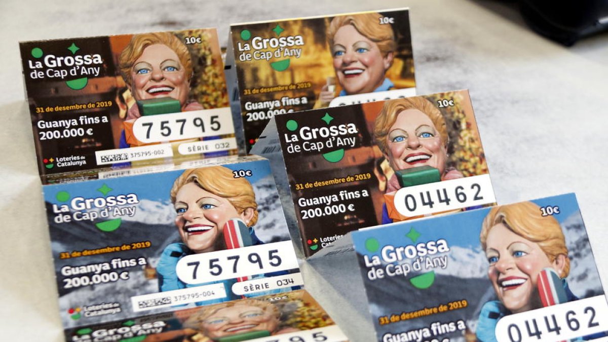 Ritme desigual en les vendes dels números de la Grossa i menys eufòria que altres anys quan falten dos dies pel sorteig