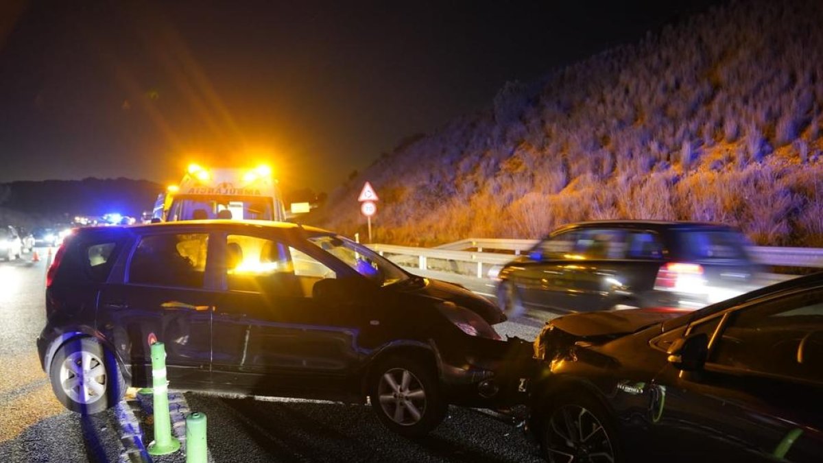 Tres vehicles col·lideixen a l'N-340 a l'alçada d'Altafulla
