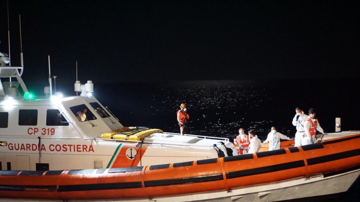 Òscar Camps denuncia que el bloqueo del Open Arms es una maniobra de Salvini para «sobrevivir políticamente»