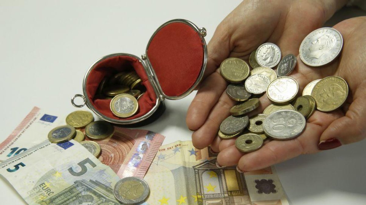 El termini per canviar les pessetes per euros, a punt d'acabar