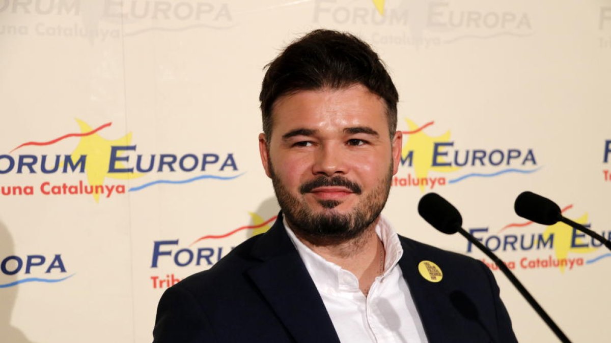 El número 2 d'ERC a les eleccions espanyoles, Gabriel Rufián, en un moment de l'esmorzar 'Fòrum Europa. Tribuna Catalunya'.