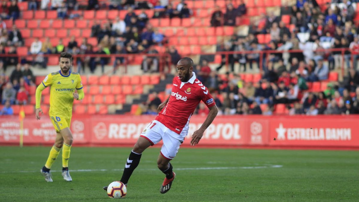 Una plantilla per jugar d'una manera que xoca amb les decisions de Martín