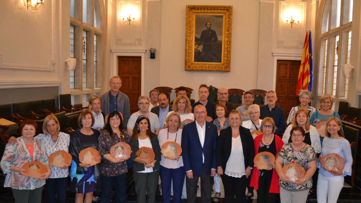 L'Ajuntament de Reus reconeix als docents jubilats del curs 2018-2019
