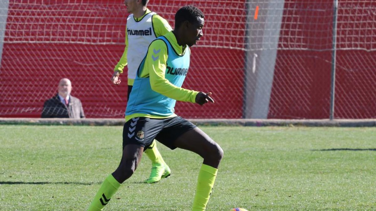 L'esforç va causar estralls a Thioune, que es va marejar després del partit