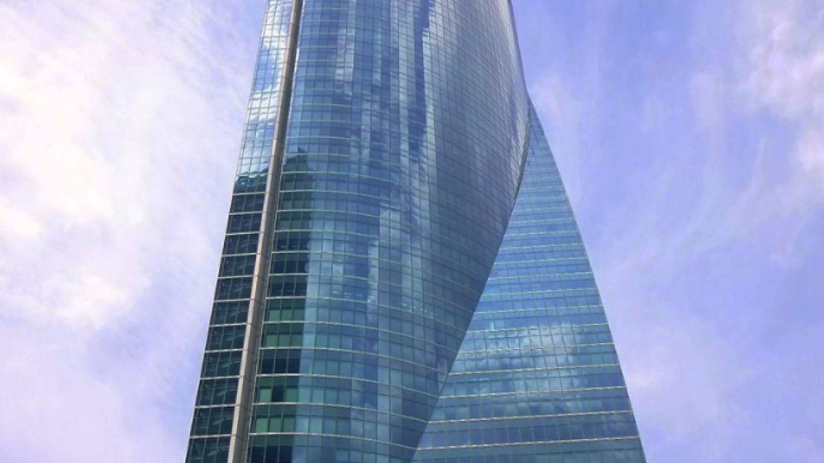 Desalojan una de las cuatro torres de Madrid por amenaza de bomba