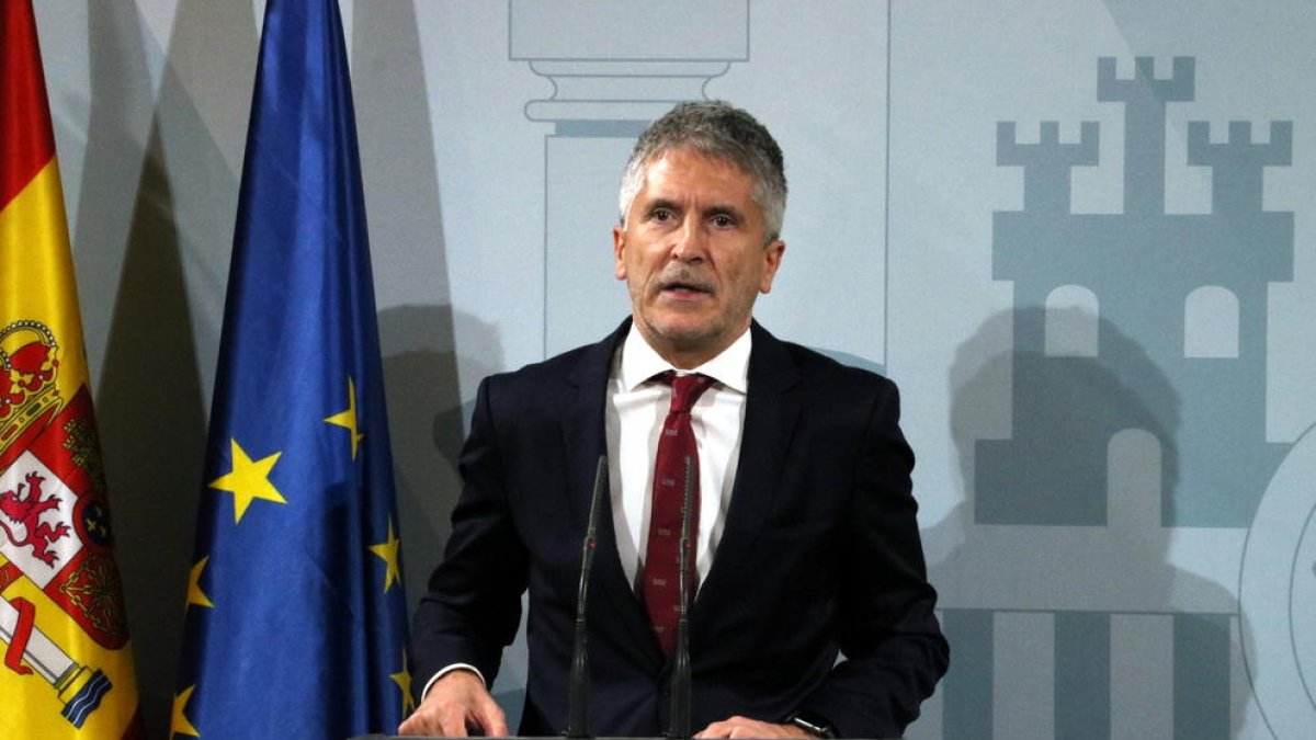 Marlaska defiende que Policía Nacional y Mossos actúan con «proporcionalidad» y garantiza que «el Estado no está desbordado»