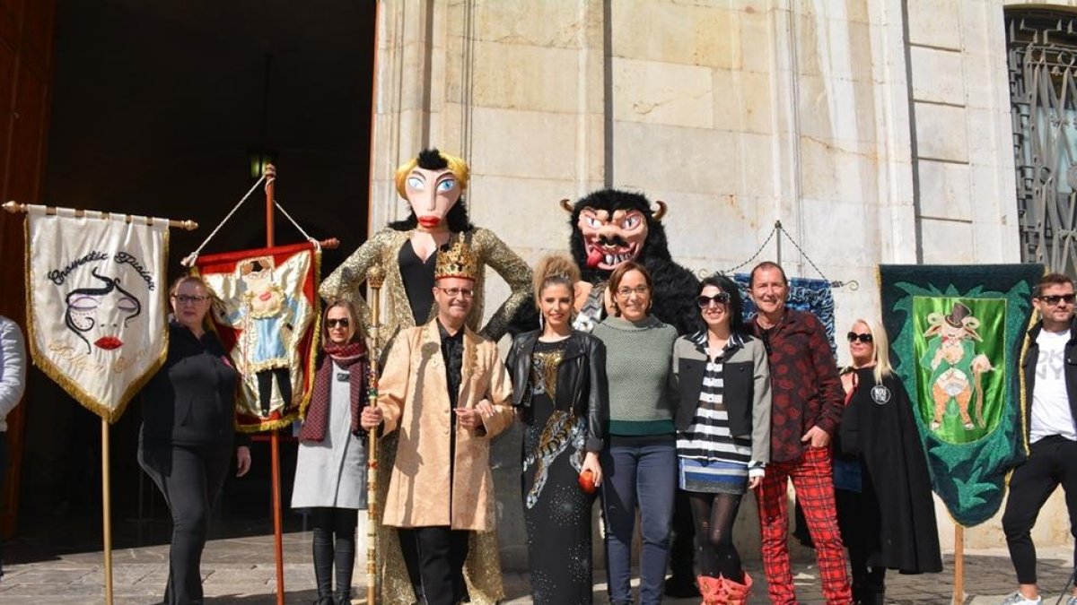 La Bóta, el Ninot i la Ninota donen el tret de sortida als actes de Carnaval de Tarragona