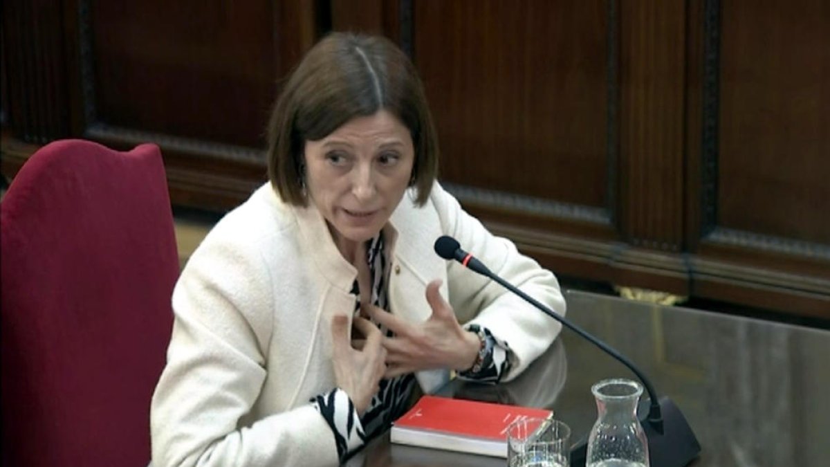 Forcadell: «No vaig participar ni dirigir cap estratègia, em vaig limitar a complir amb el càrrec de presidenta del Parlament»