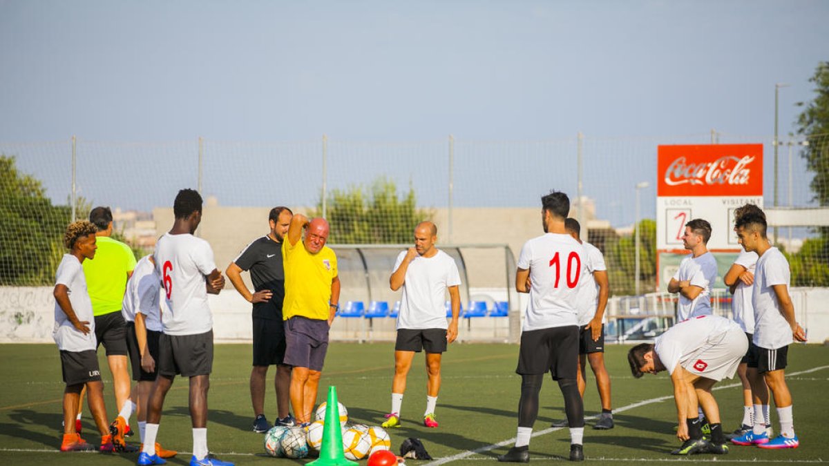 La FCF amplia el termini al CF Reus fins dilluns vinent per saber si competirà o no