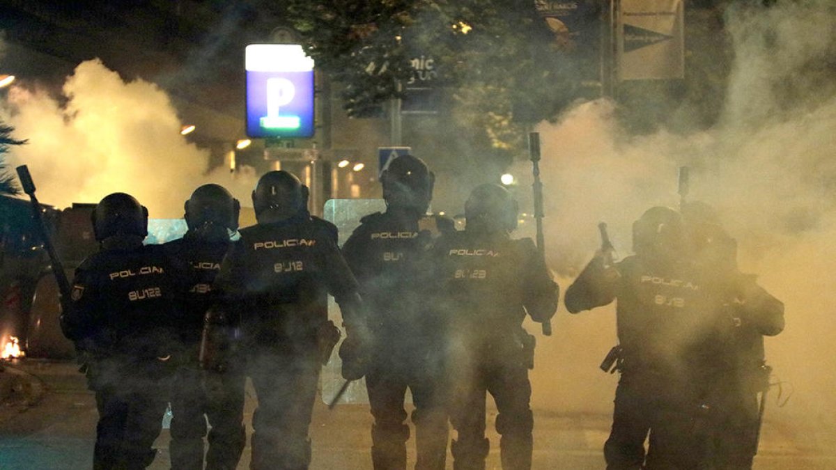 Sindicats de Policia Nacional denuncien una estratègia que busca «la mort» d'algun agent