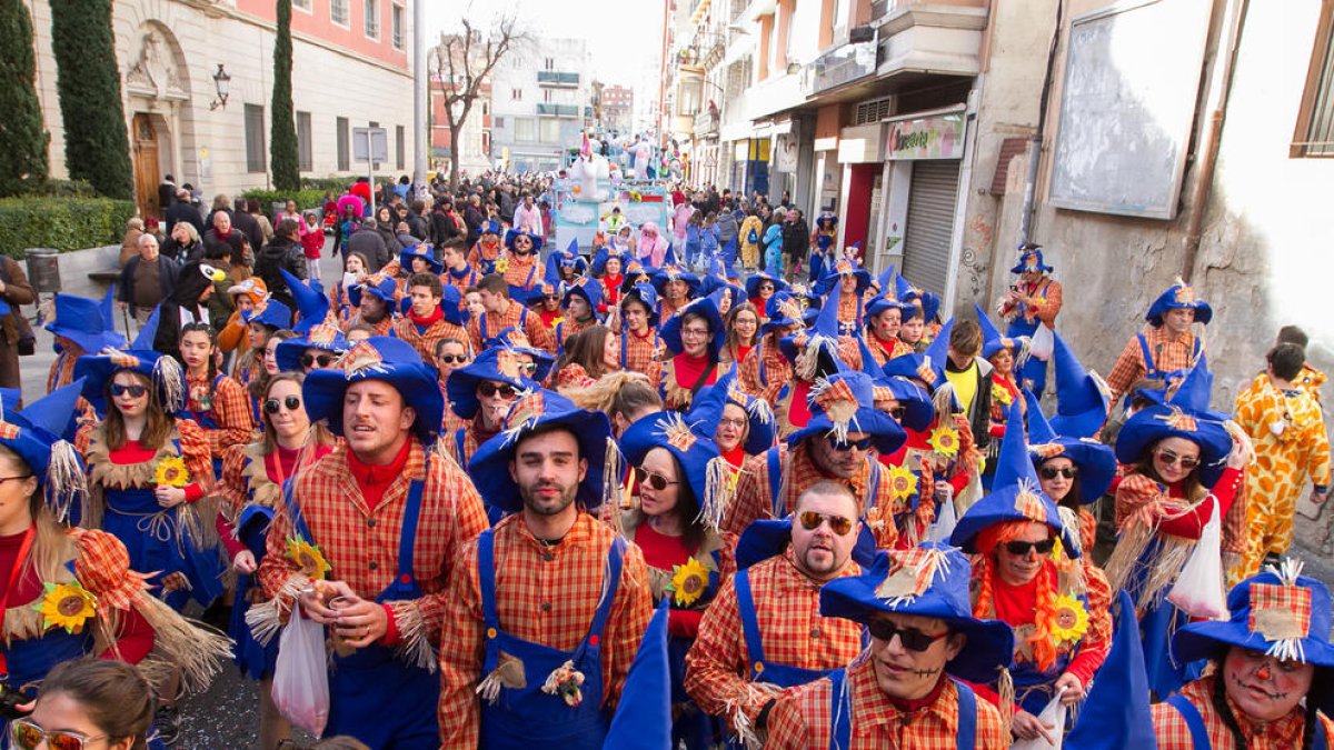 La FRAC ajorna el canvi de carrosses i vol tornar a la disfressa tradicional