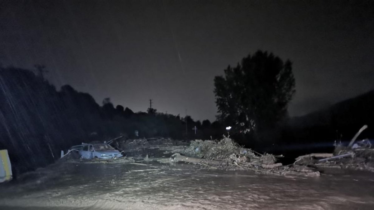 Ferit el maquinista d'un tren de mercaderies que ha bolcat per la llevantada entre l'Espluga i Vimbodí