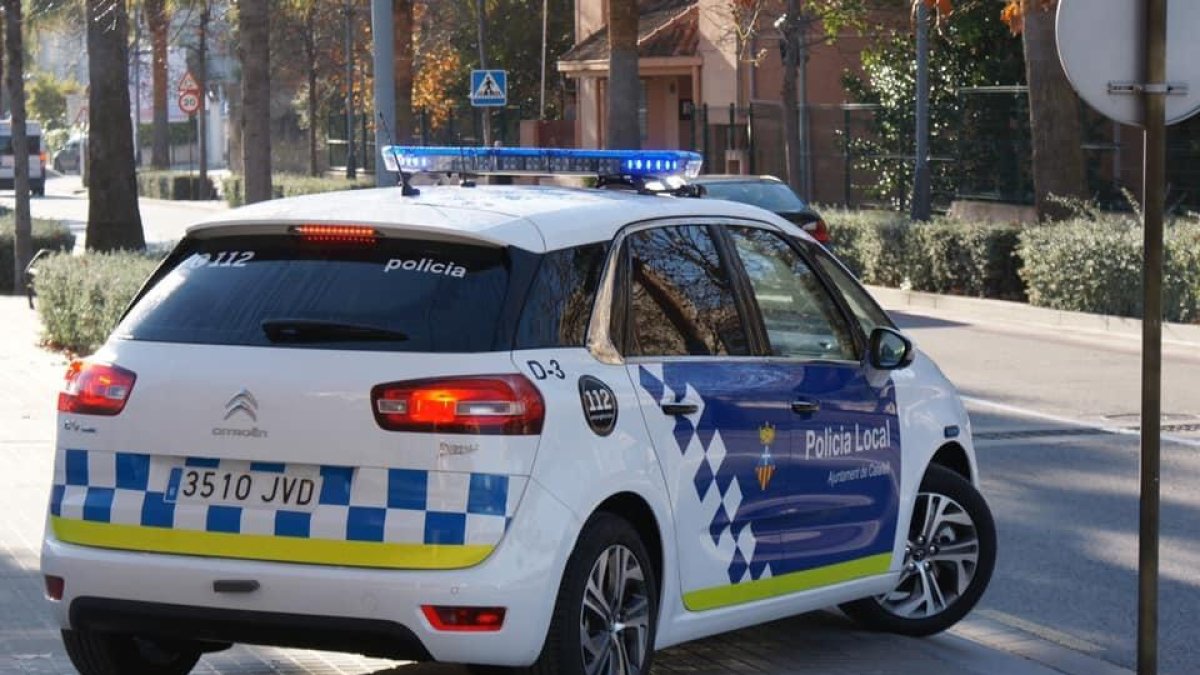Imagen de una patrulla de la Policía Local de Calafell.