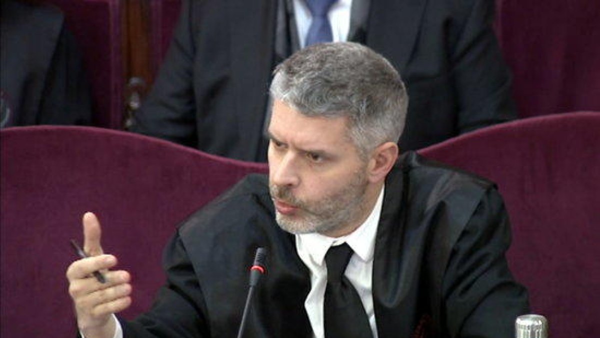 La defensa de Junqueras i Romeva renuncia a 19 testimonis al Tribunal Suprem