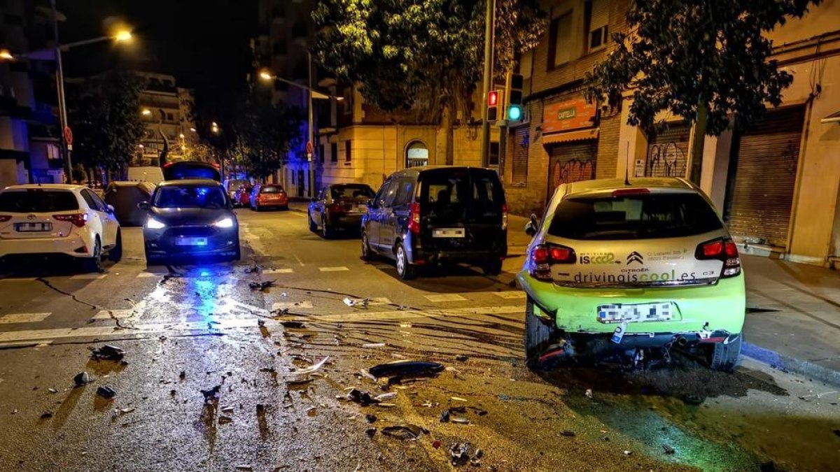 Denunciado un hombre en Barcelona por atropellar a una mujer y huir del lugar sin ayudarla