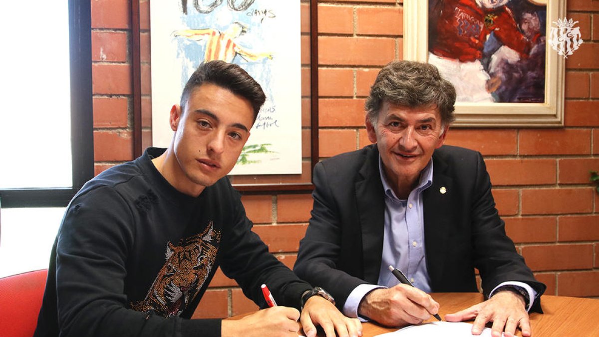 El Nàstic valora cedir a Pol Ballesteros una temporada més