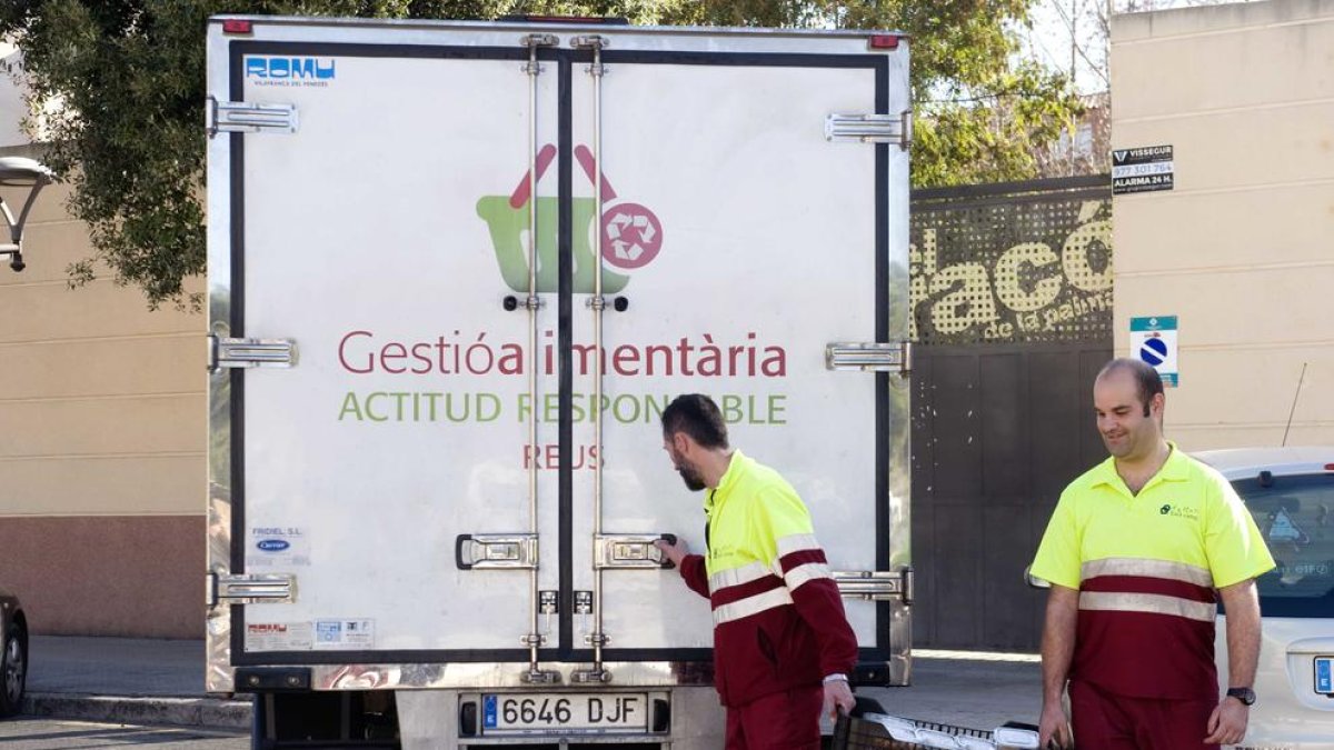 Reus recupera 1.220 toneladas de alimentos aptos y que las tiendas descartan