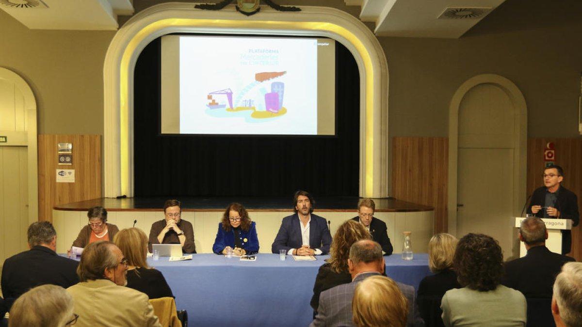Consens entre els candidats per Tarragona: les mercaderies han d'anar per l'interior
