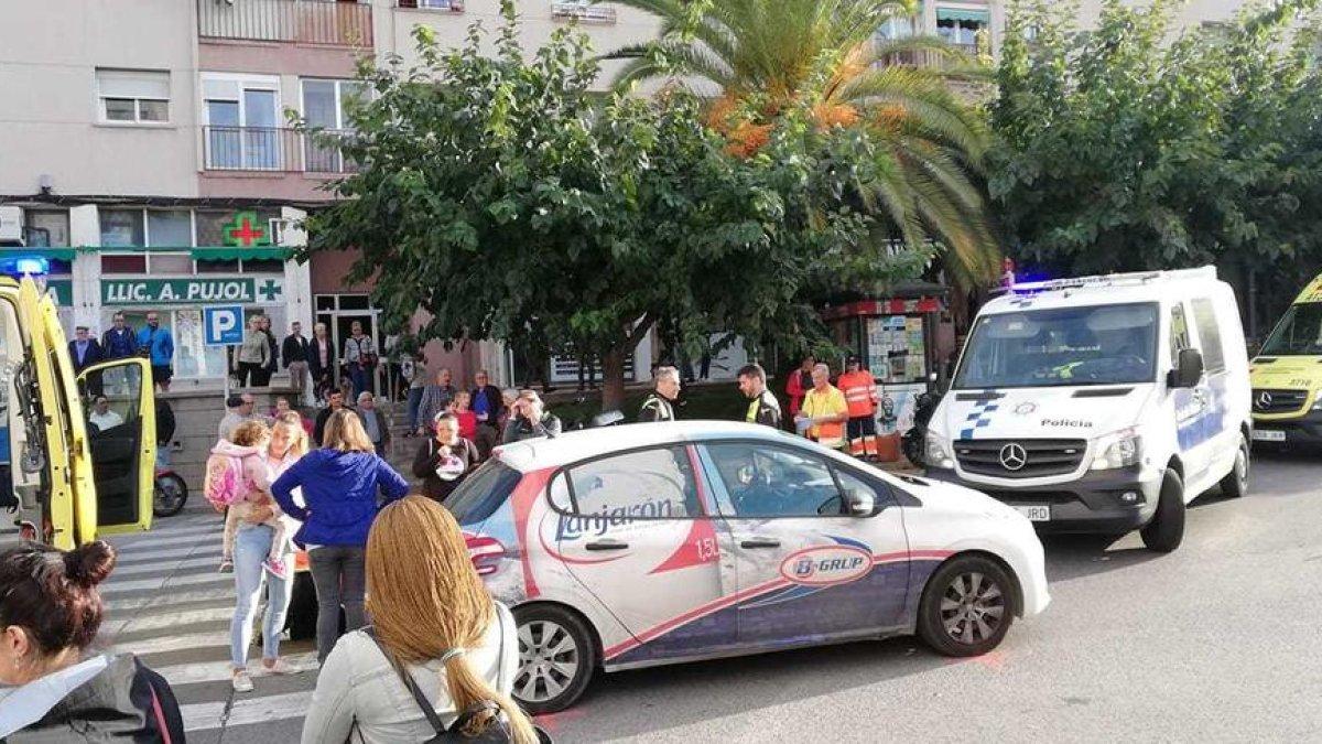 Ferida una nena atropellada a un pas de vianants a Sant Pere i Sant Pau