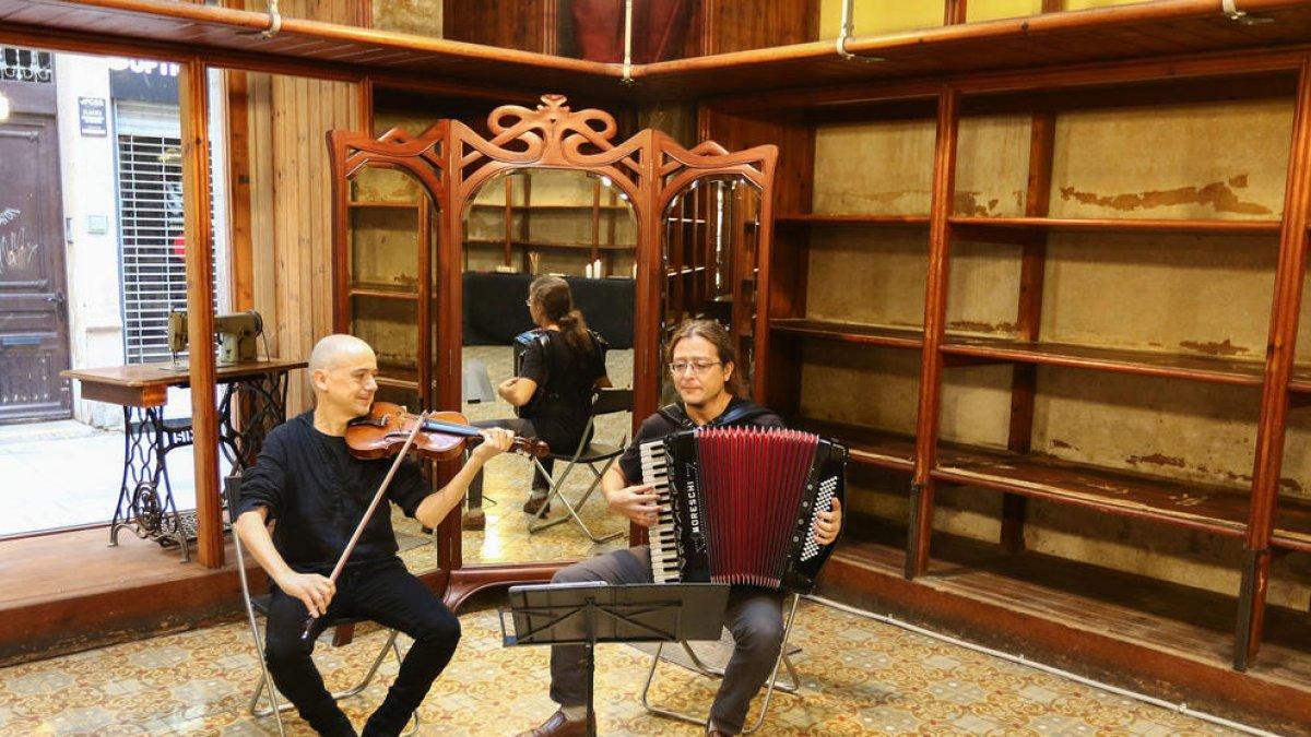 La Casa Navàs vuelve al siglo XX con cenas, música y trajes de época