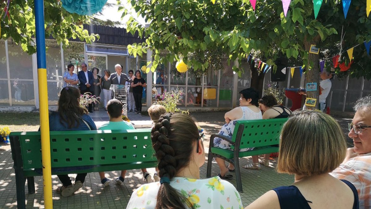 L'Escola Alba de Reus acull la tercera Trobada de famílies dels Centres d'Educació Especial de la Diputació