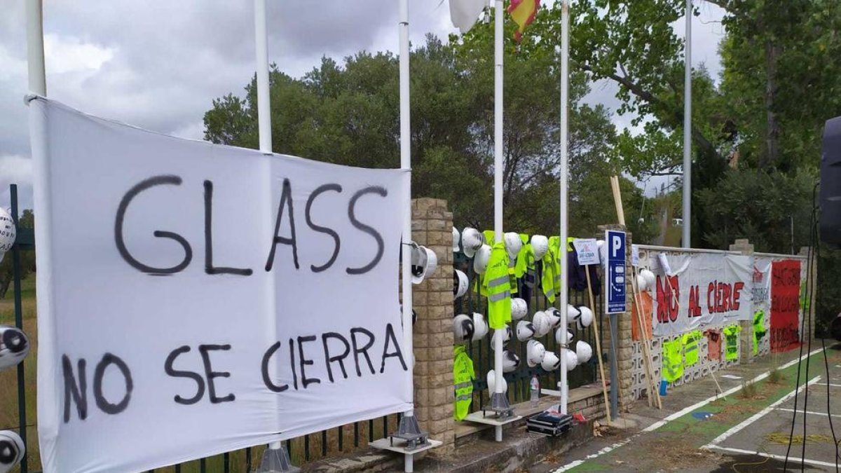 El comité de empresa de Saint-Gobain considera que las razones de la empresa para cerrar no son coherentes