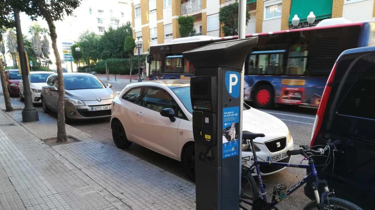 La recaptació als parquímetres cau aquest any menys al gener i al febrer