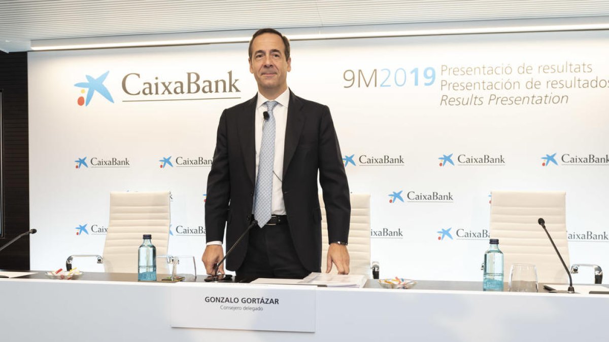 Caixabank gana 1.266 MEUR hasta septiembre