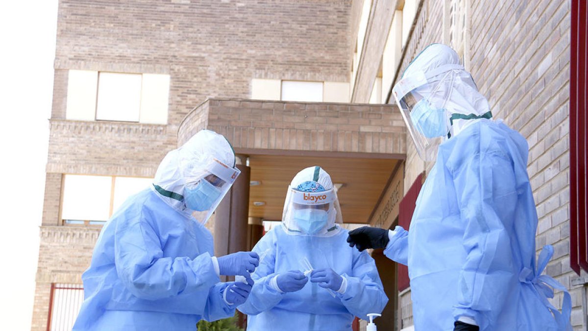 Salud notifica un incremento de 39 nuevos positivos por coronavirus en las comarcas de Tarragona