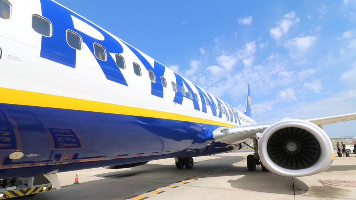 Consumo abre una investigación a Ryanair por publicidad engañosa, tras una denuncia de FACUA