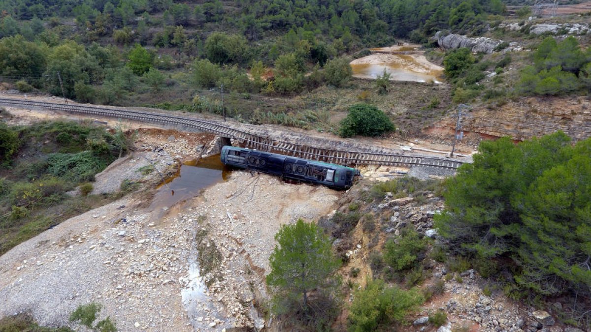 La circulación de trenes entre Lérida y Tarragona afectada a largo plazo después de las inundaciones