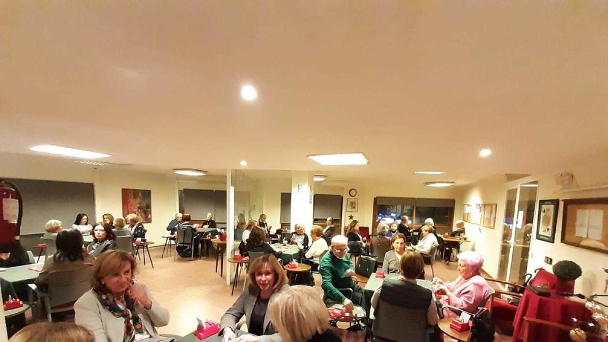 Éxito de participación en el tradicional Torneo de Bridge de Navidad al Casino de Tarragona