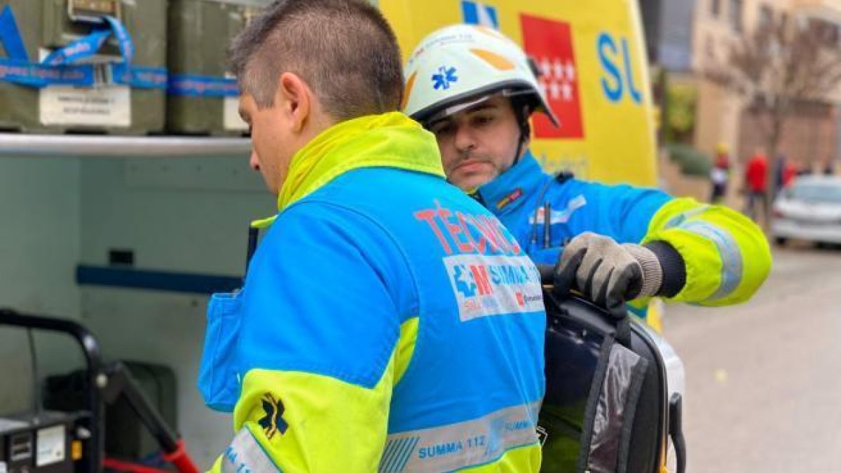 Un tècnic del SUMMA 112 de Madrid apunyala a un company durant una discussió