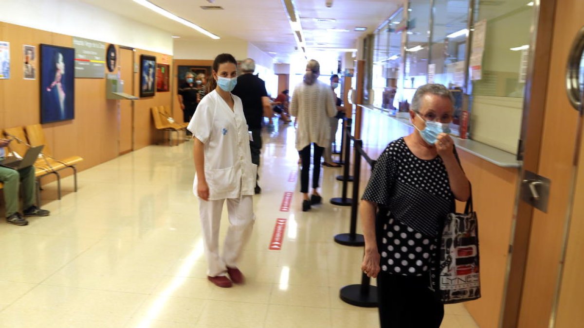 Situació preocupant a l'Ebre per l'alta pressió assistencial sanitària i la lenta desacceleració dels contagis