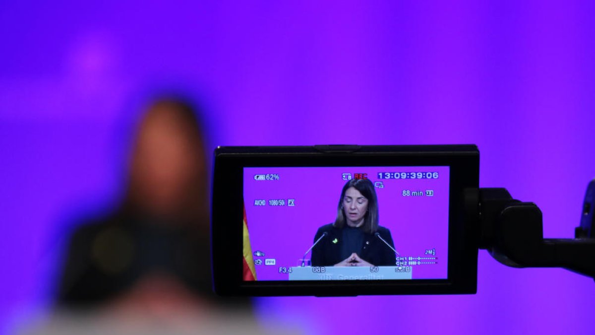 El Gobierno aprueba una revisión del Plan|Plano de Protección Civil para reforzar las medidas contra el coronavirus