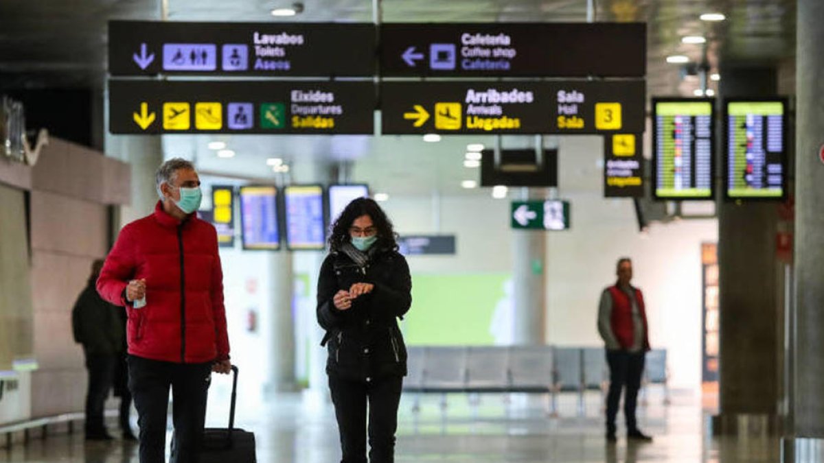 El Govern prorroga fins al 15 de juny la restricció de viatges no imprescindibles a països de la UE