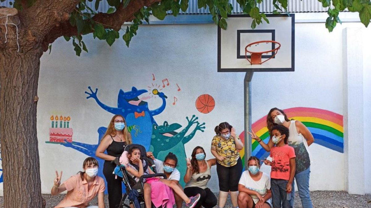 Més de cent infants i adolescents vinculats a programes de serveis socials de Cambrils han participat als casals d'estiu