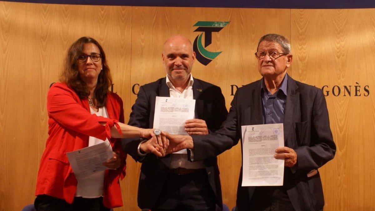 Xerrem Junts' promueve espacios sociales de encuentro y comunicación en catalán