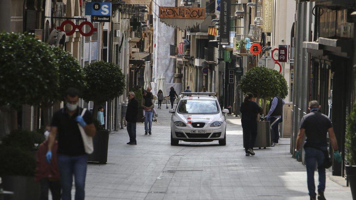 Nens i nenes omplen els carrers de Tarragona en el primer dia de desconfinament de menors de 14 anys