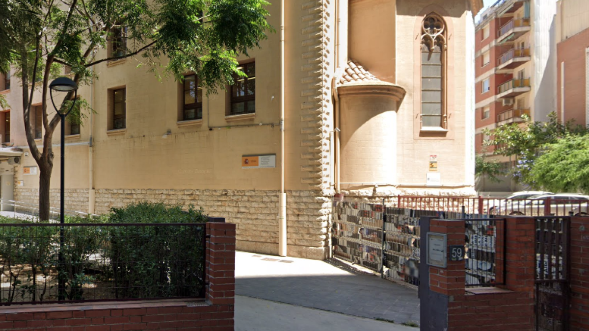 Oficina de Extranjeria, avenida Estanislau Figueras, Tarragona