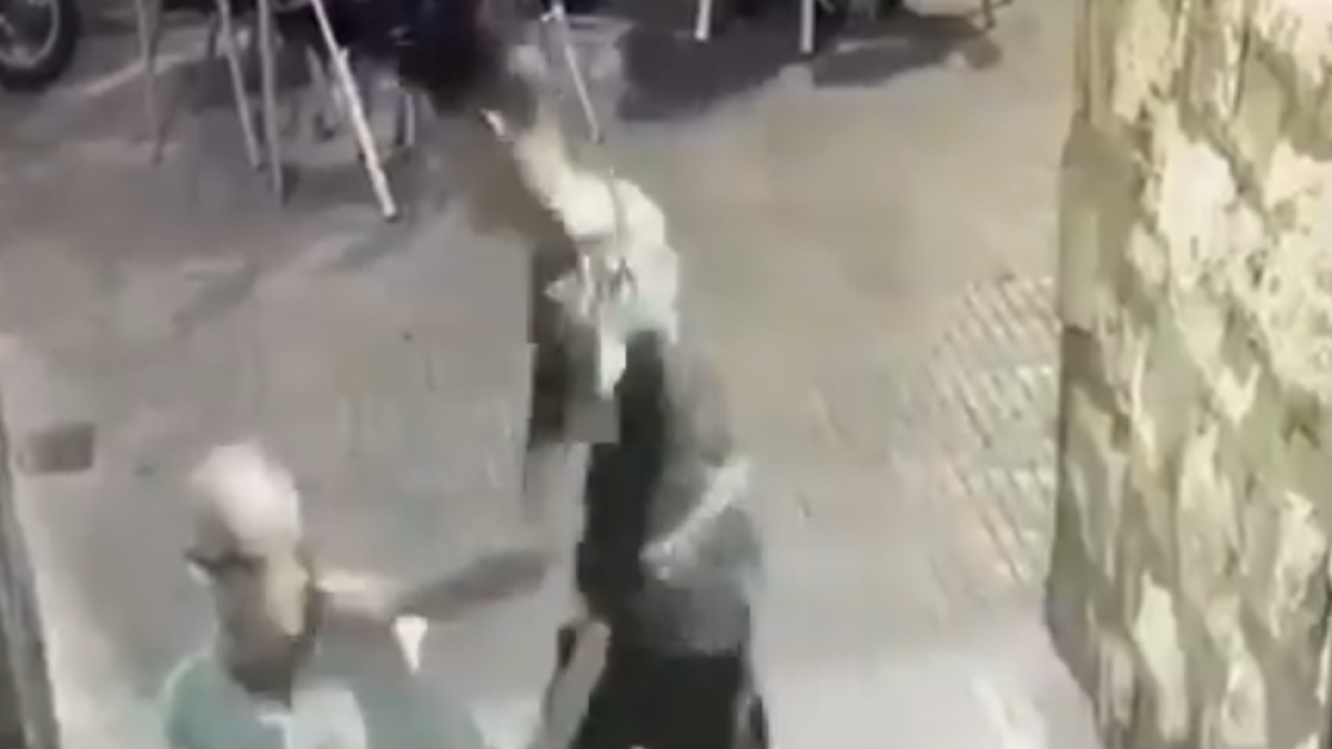 Roben una cadena en ple carrer a Tarragona