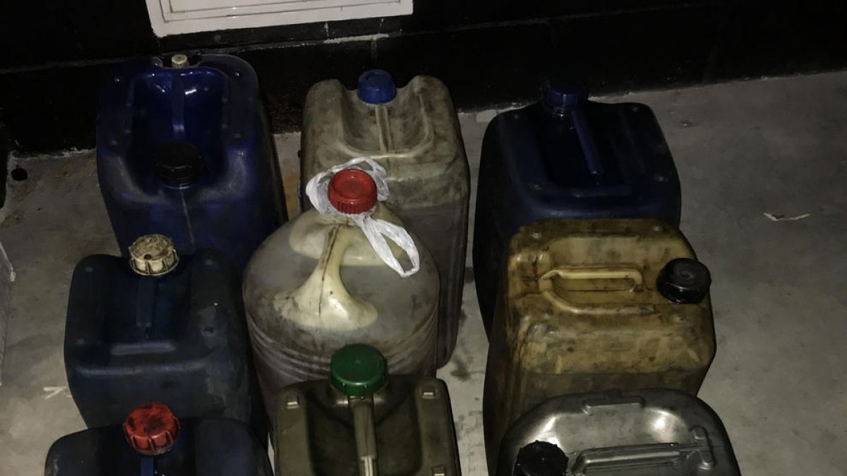 Detenidos en Tarragona dos camioneros serbios que robaban a otros transportistas