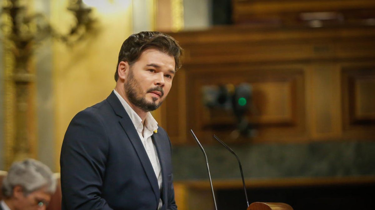 ERC ganaría las elecciones catalanas y el independentismo obtendría el 51% de votos, según una encuesta de La Vanguardia