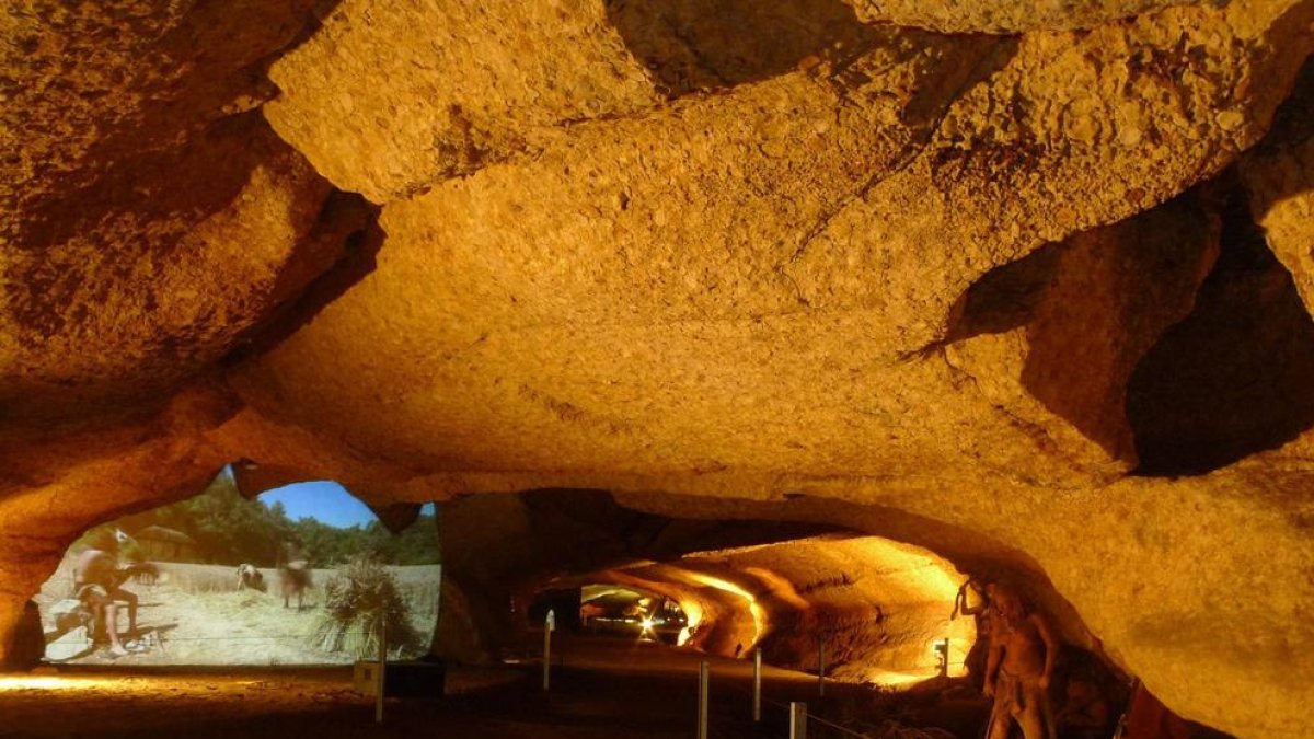 L'Oficina de Turisme de l'Espluga de Francolí atén el doble de consultes que l'any passat durant els mesos de juliol i agost