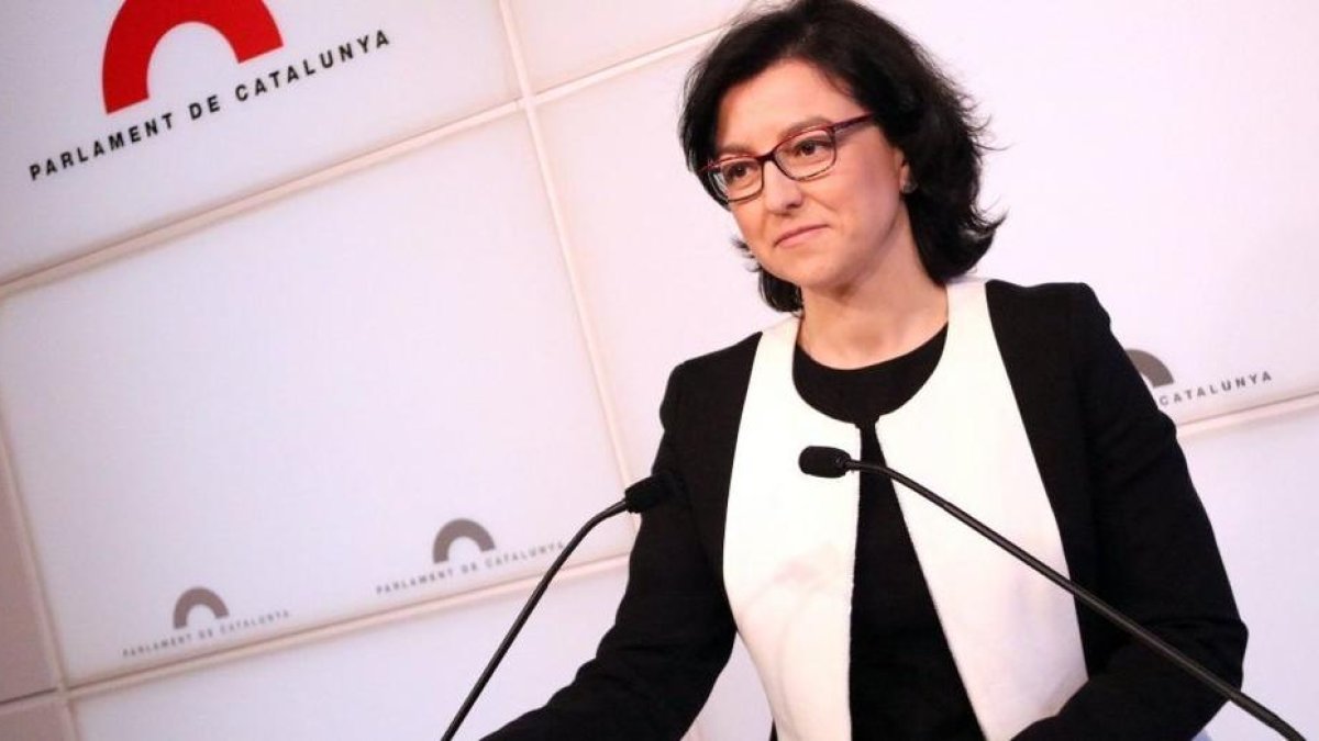 Granados (PSC) a Tuesta: «Menos lacitos y más dinerets a los presupuestos de género»